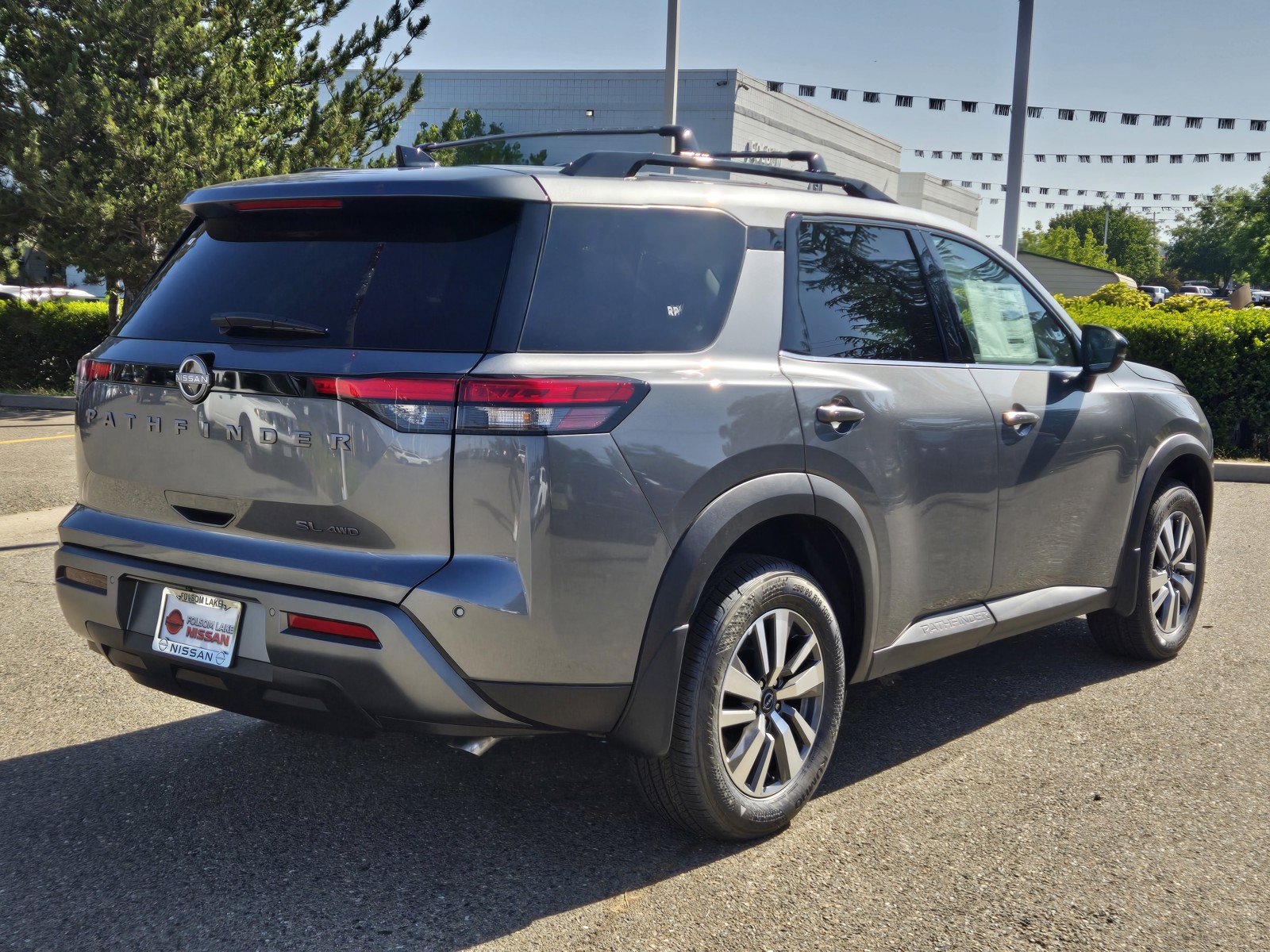 New 2026 Nissan Pathfinder SL AWD/4WD image 4