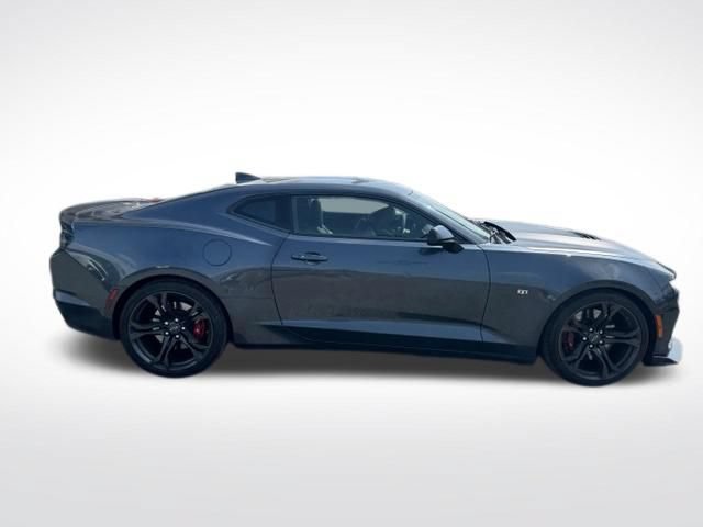 Used 2022 Chevrolet Camaro SS RWD image 10