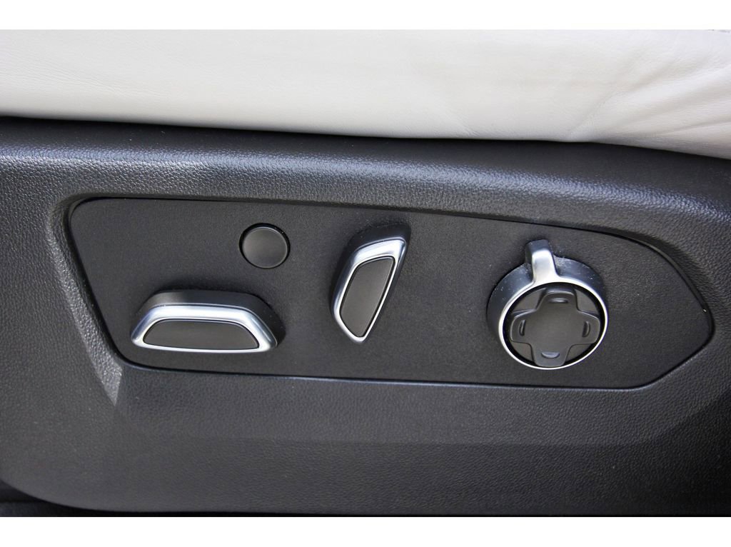 Used 2026 Cadillac Escalade ESV Platinum Luxury w/ LPO, Floor Liner Package AWD/4WD image 23