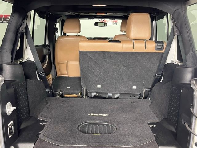 Used 2015 Jeep Wrangler Unlimited Rubicon w/ Dual Top Group image 25