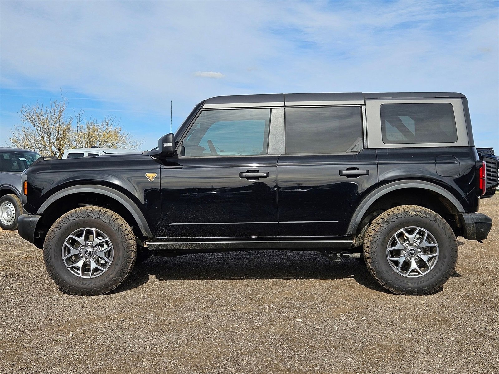 New 2025 Ford Bronco Badlands image 9