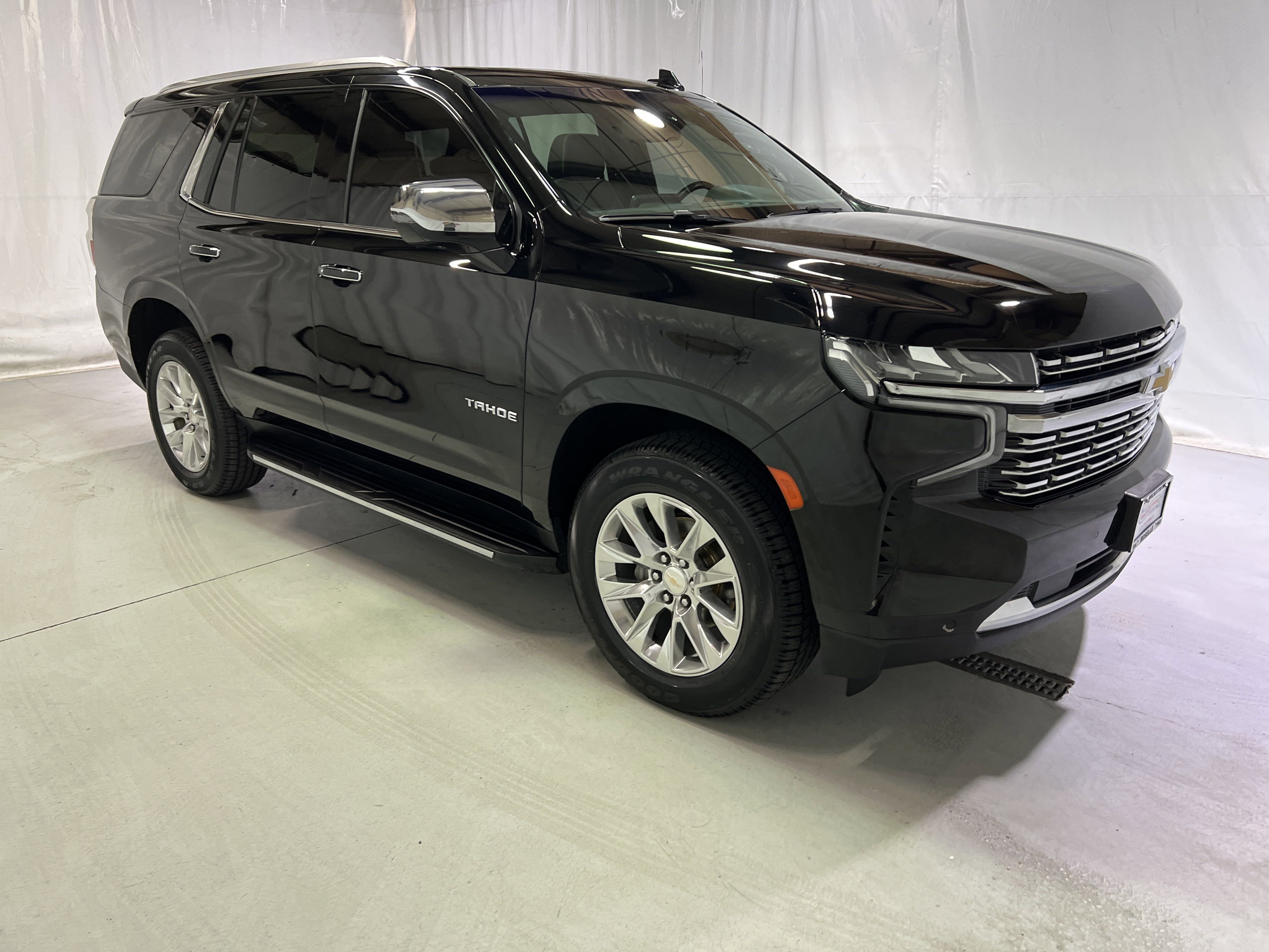 Used 2022 Chevrolet Tahoe Premier image 2