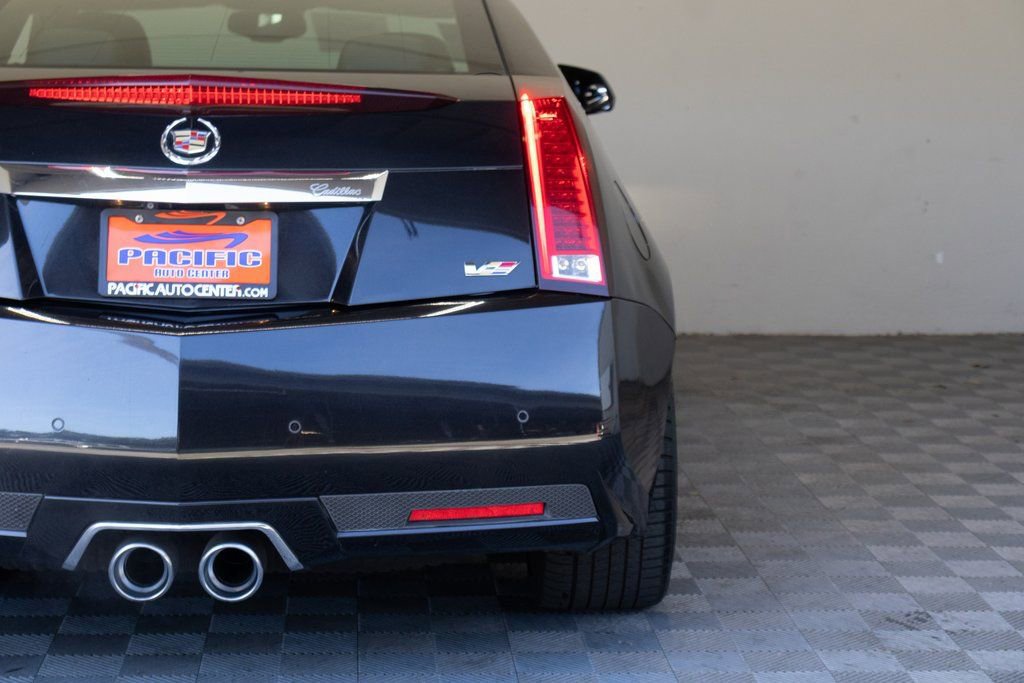 Used 2015 Cadillac CTS V image 12