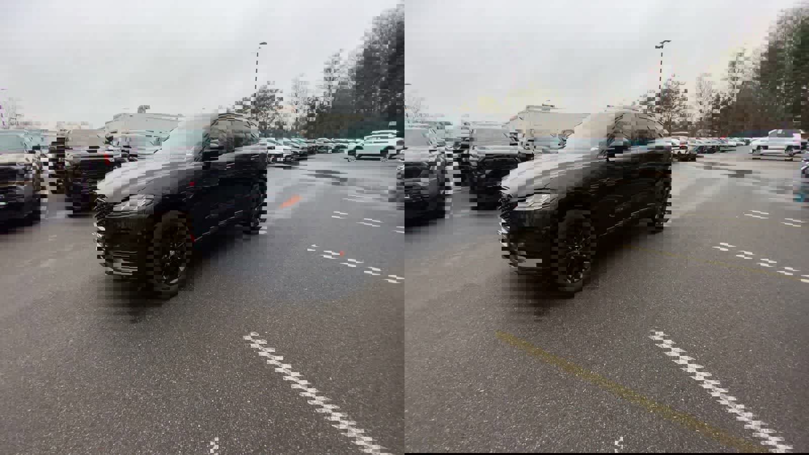 Used 2022 Jaguar F-PACE S image 4