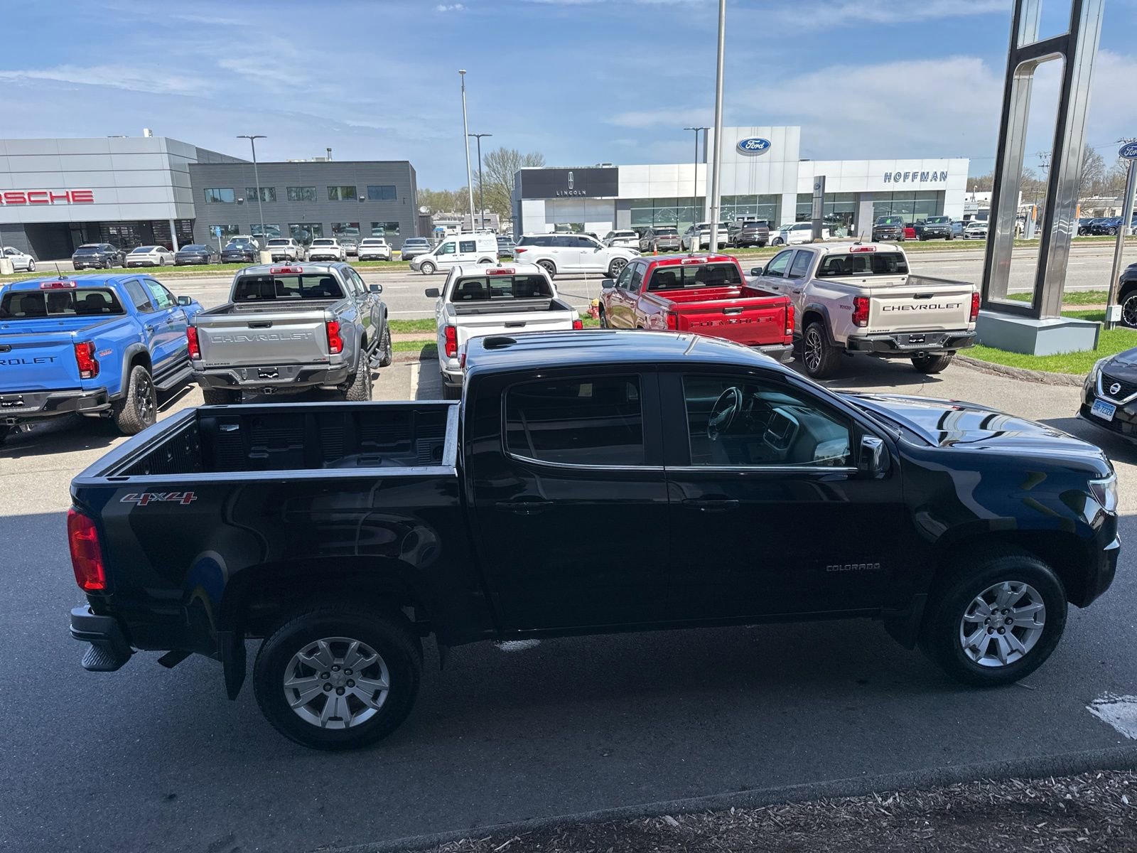 Used 2019 Chevrolet Colorado LT image 4