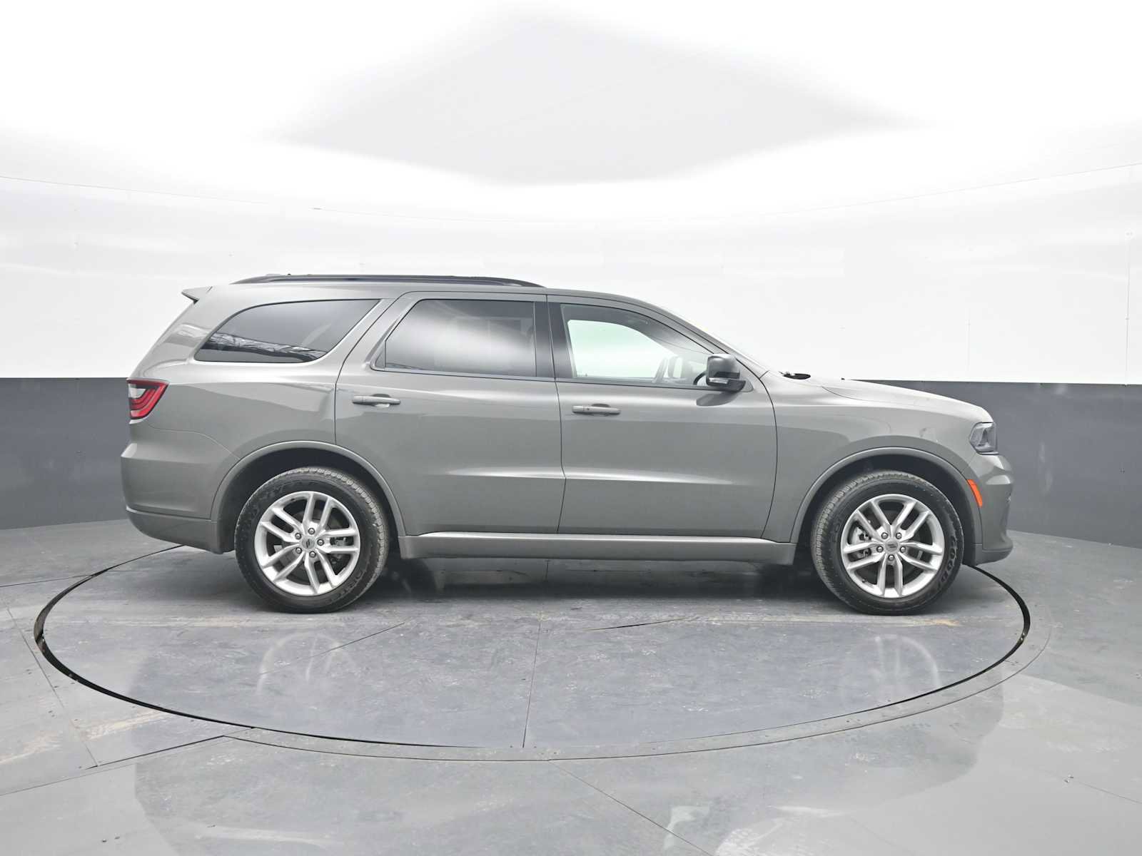 Used 2023 Dodge Durango GT AWD/4WD image 9