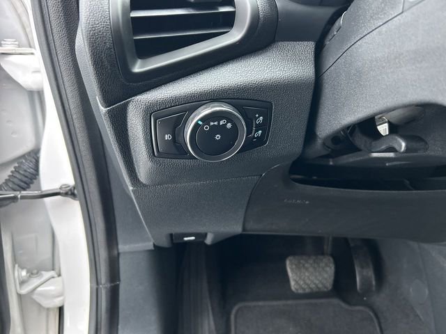 Used 2019 Ford EcoSport SE w/ SE Convenience Package image 16