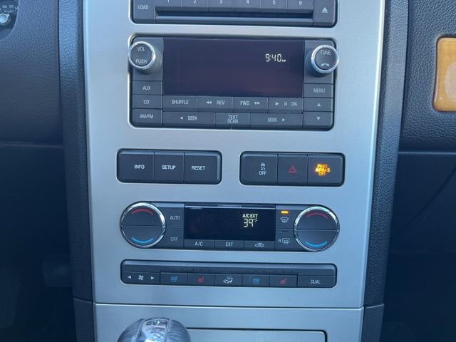 Used 2010 Lincoln MKX 2WD image 26