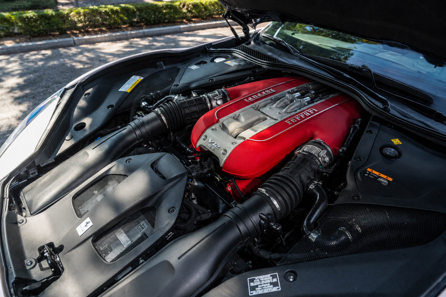 Used 2021 Ferrari 812 GTS RWD image 85