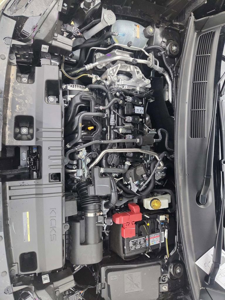 New 2026 Nissan Kicks SR FWD image 37