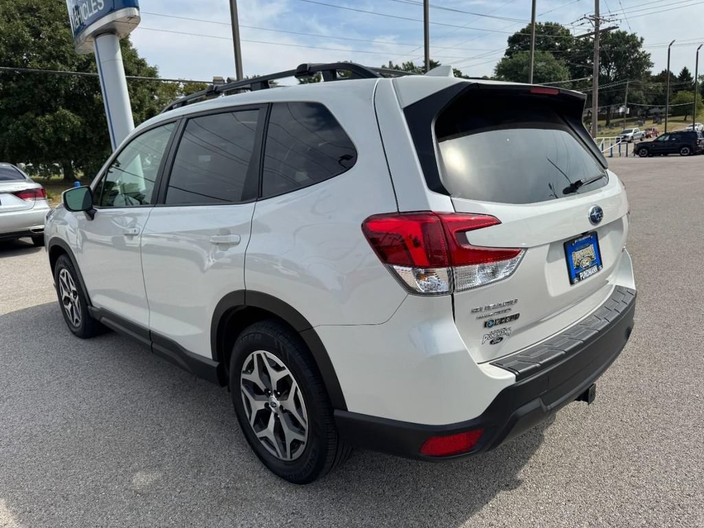 Used 2022 Subaru Forester Premium w/ Popular Package #1 AWD/4WD image 5