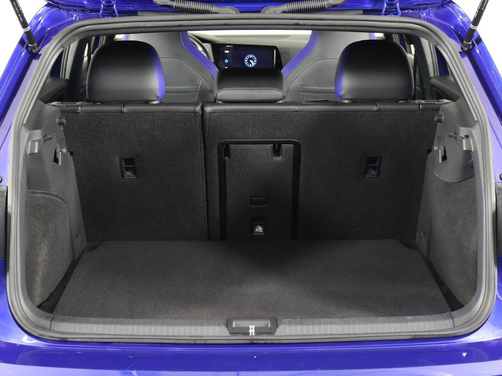 Used 2024 Volkswagen Golf R AWD/4WD image 23
