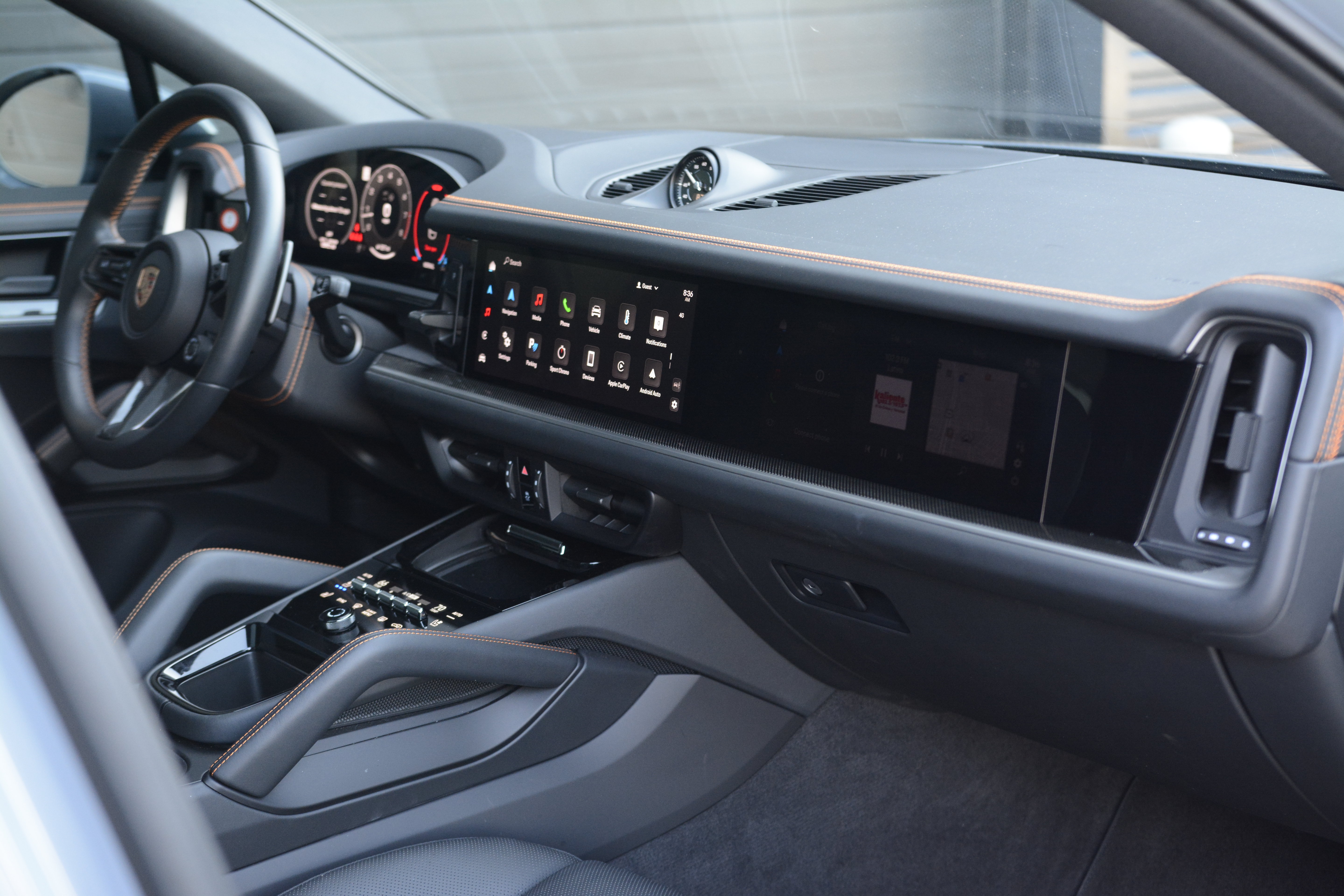 Certified 2025 Porsche Cayenne S AWD/4WD image 28