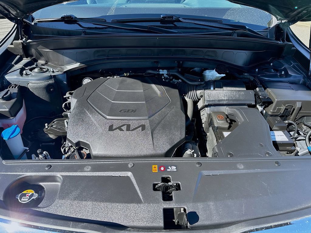 Used 2022 Kia Telluride LX image 24