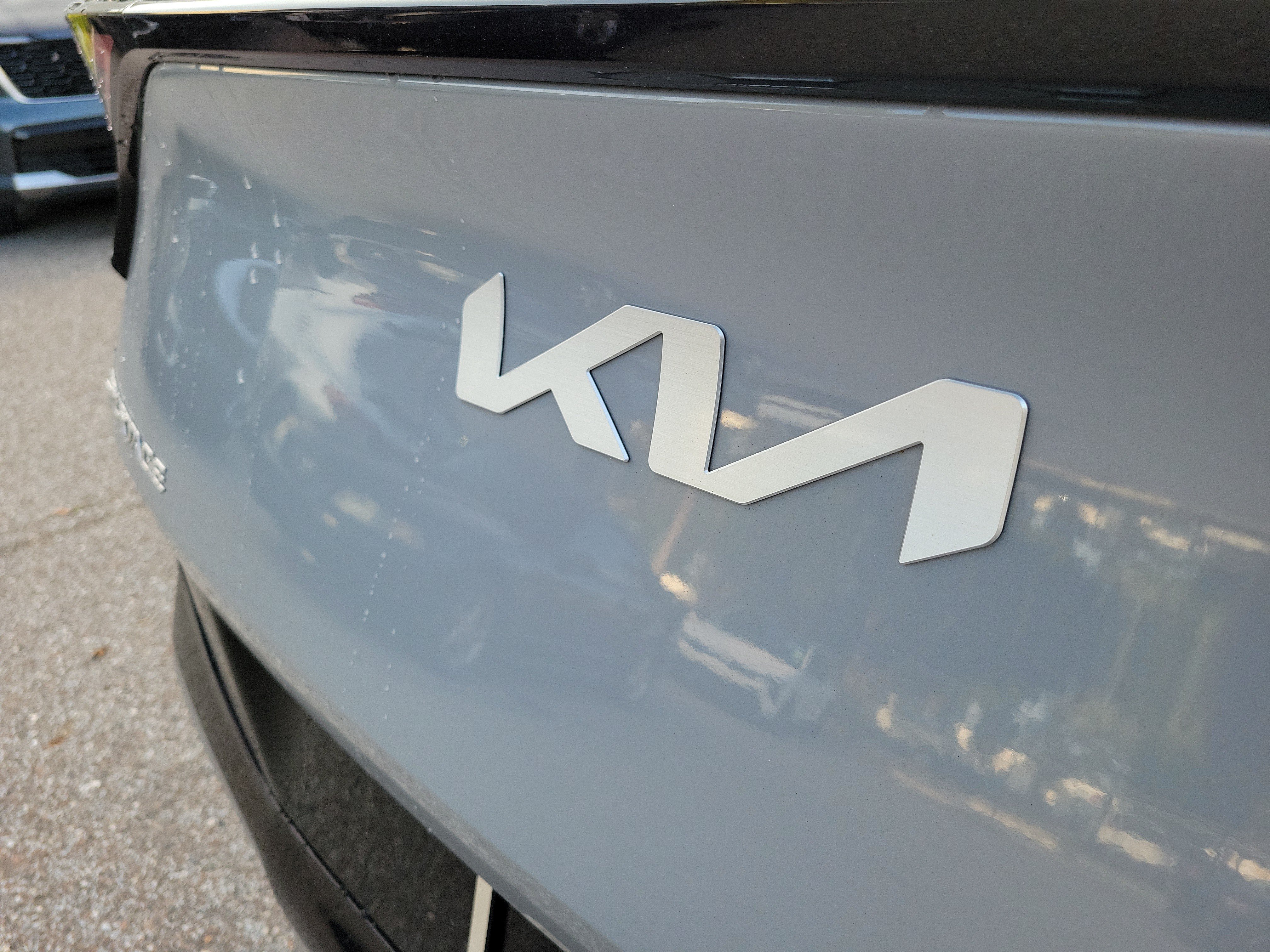 Used 2023 Kia Sportage SX FWD image 7