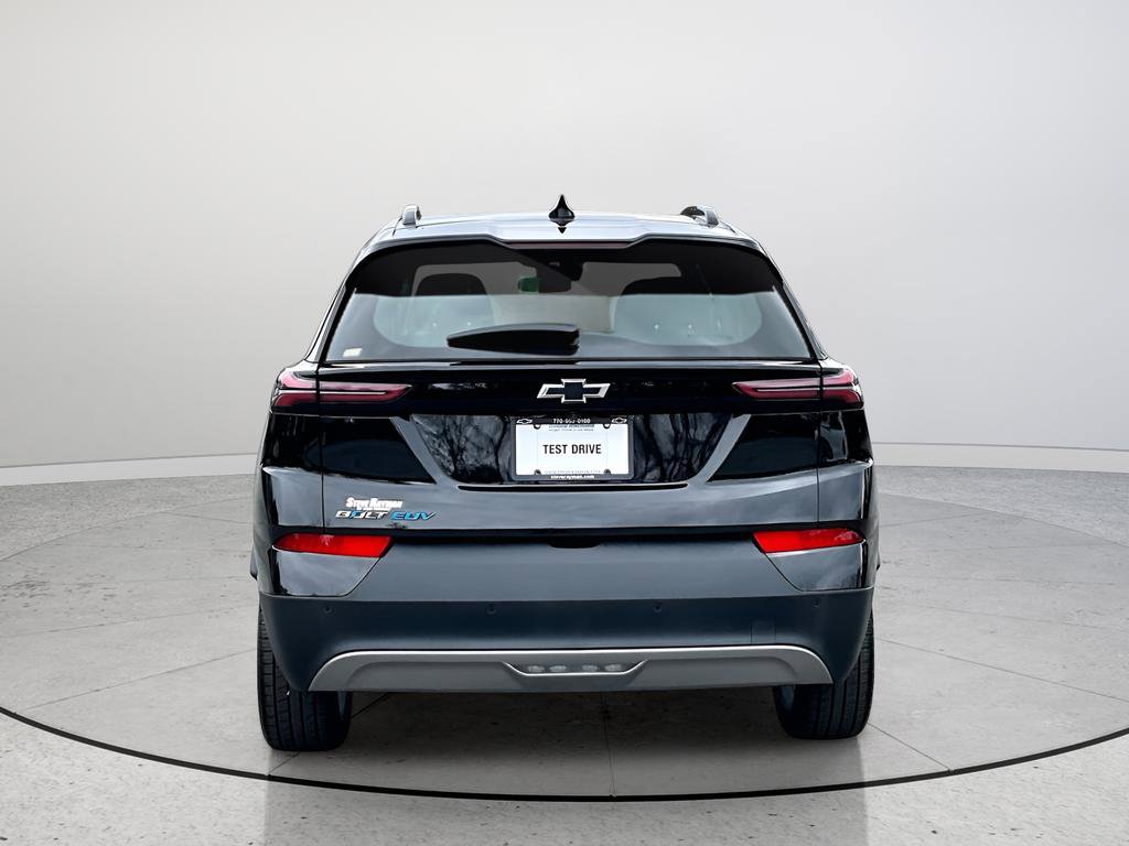Certified 2023 Chevrolet Bolt EUV LT w/ Driver Confidence Package image 9