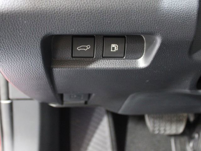 New 2026 Toyota Crown Signia AWD/4WD image 6