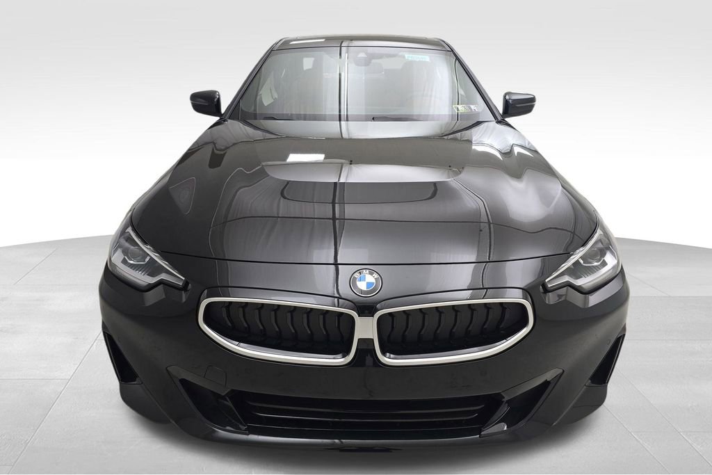 Used 2025 BMW 230i xDrive Coupe w/ Convenience Package image 3