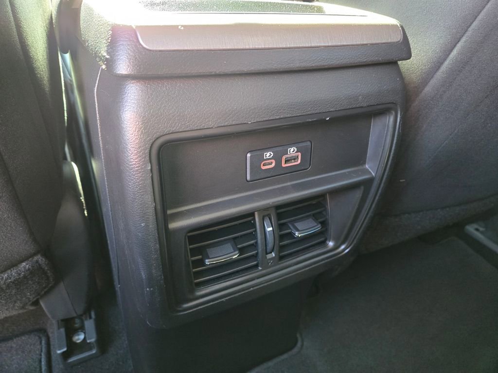 Used 2020 Nissan Murano S image 17