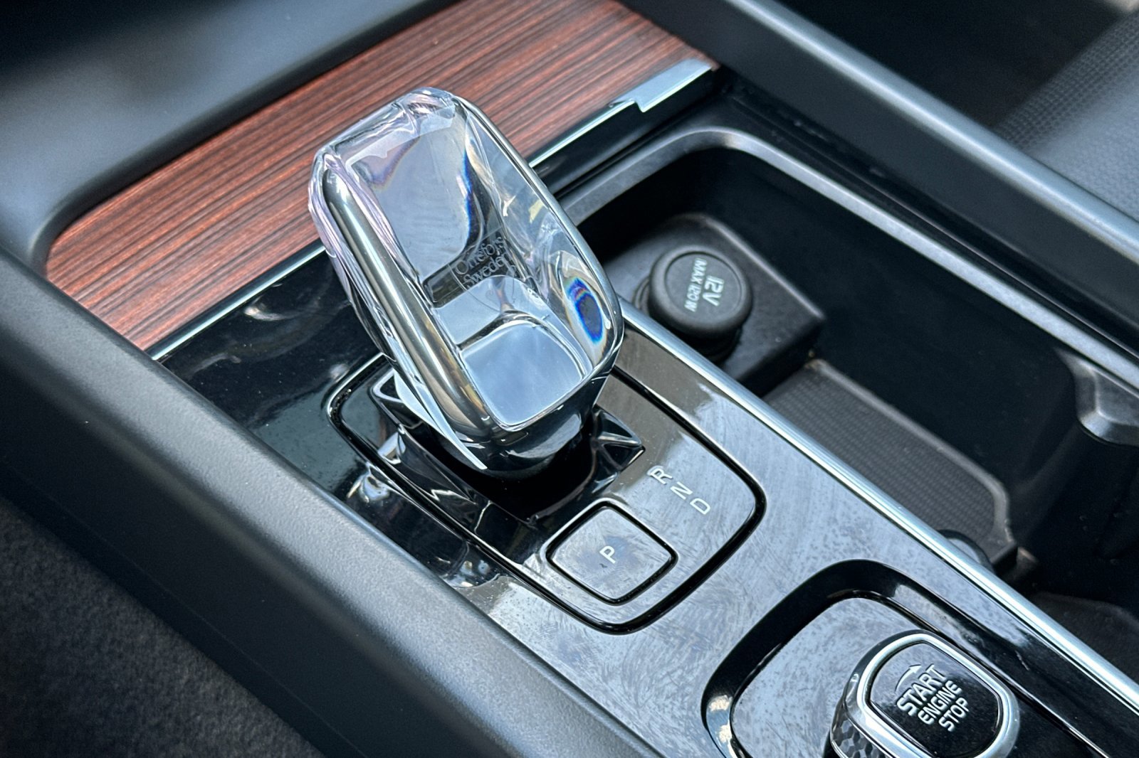 Certified 2023 Volvo XC60 T8 Ultimate AWD/4WD image 26