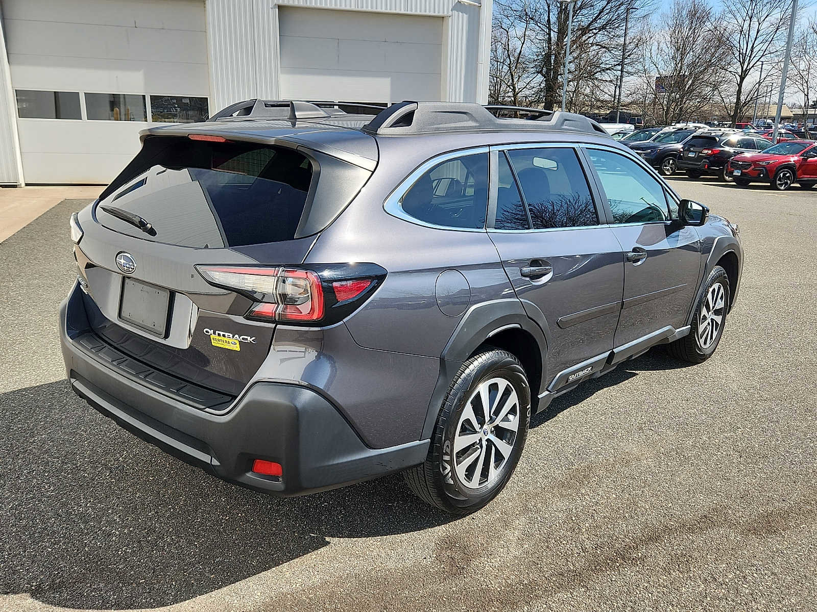 Used 2023 Subaru Outback Premium image 6