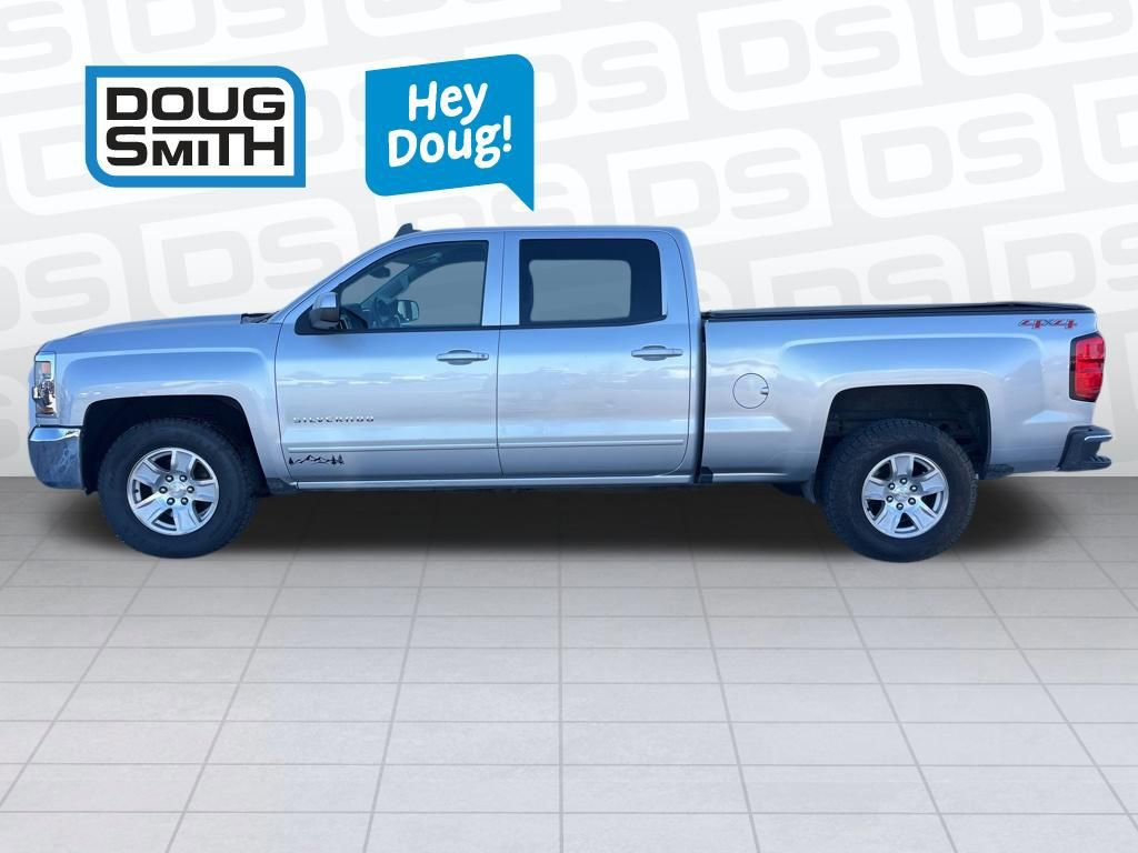 Used 2017 Chevrolet Silverado 1500 LT w/ Trailering Package image 3