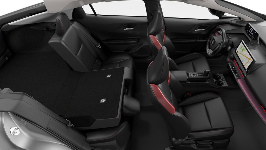 New 2027 Toyota Prius Plug-In Hybrid FWD image 4