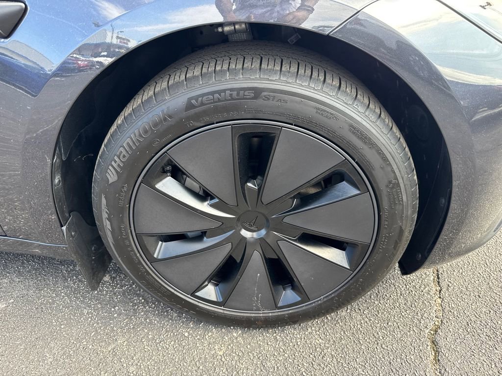 Used 2025 Tesla Model 3 Long Range image 13