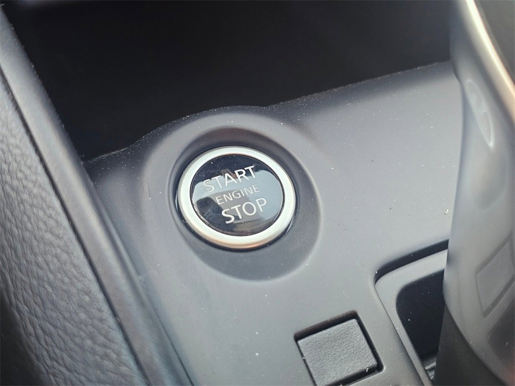 New 2025 Nissan Kicks Play S image 16