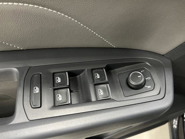Used 2021 Volkswagen Atlas SE image 26