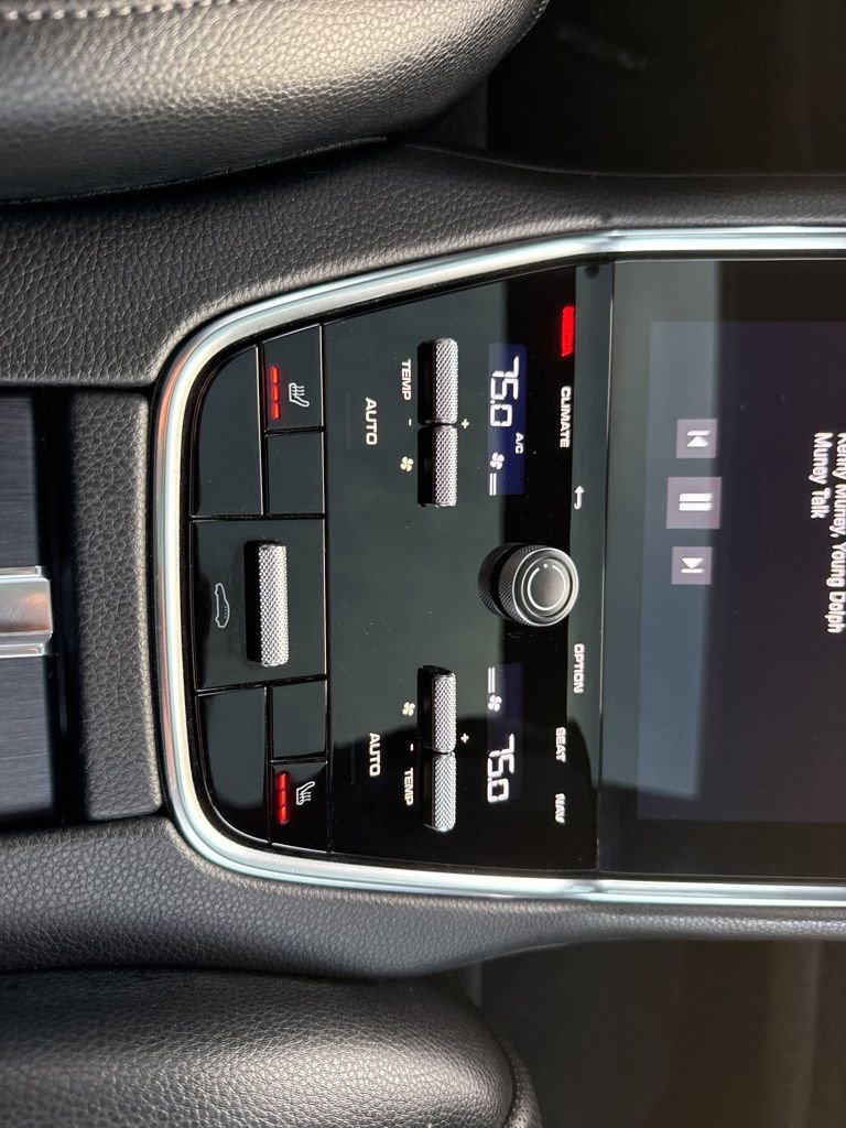 Used 2022 Porsche Panamera 4 Platinum Edition image 48