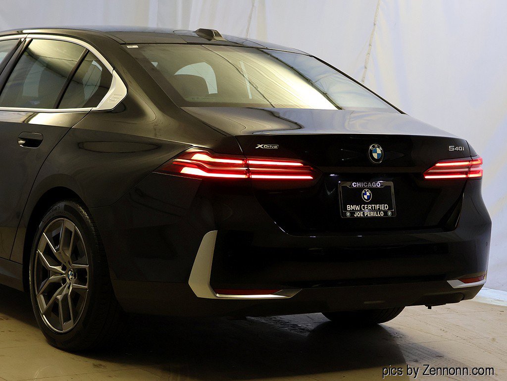 Used 2026 BMW 540i xDrive AWD/4WD image 8