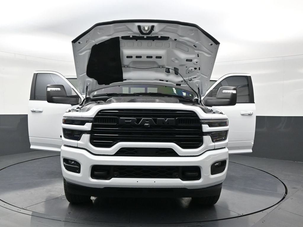 Used 2025 RAM 2500 Laramie image 32