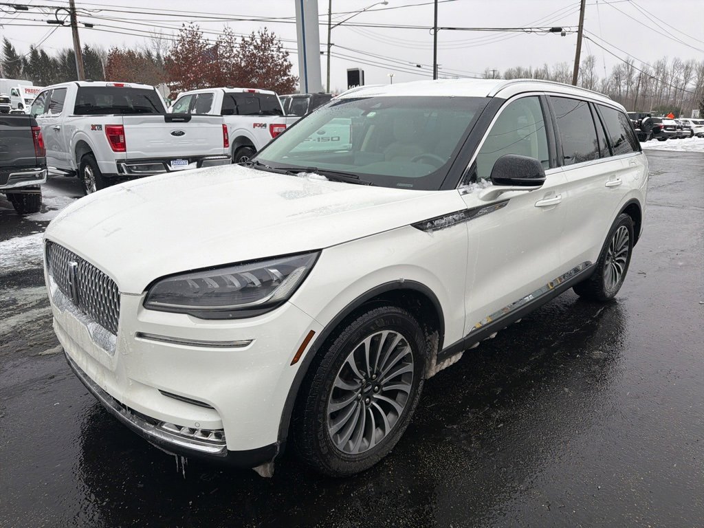 Used 2020 Lincoln Aviator Reserve w/ Elements Package Plus image 4