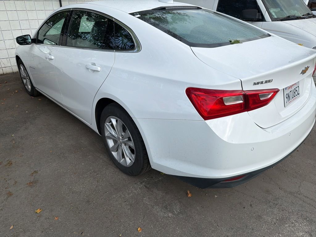 Used 2025 Chevrolet Malibu LT image 1