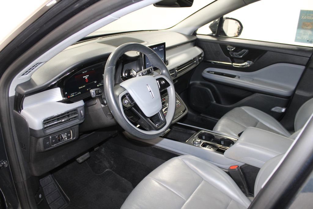 Used 2022 Lincoln Corsair Reserve w/ Equipment Group 201A image 24