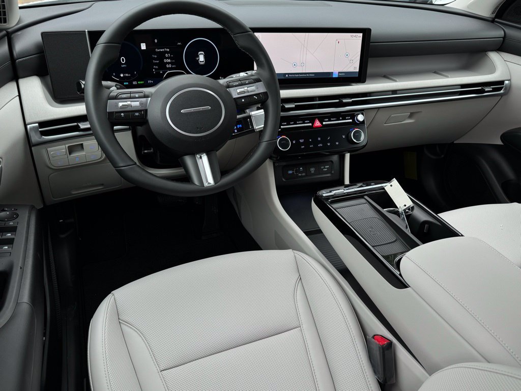 New 2025 Hyundai Tucson SEL AWD/4WD image 2