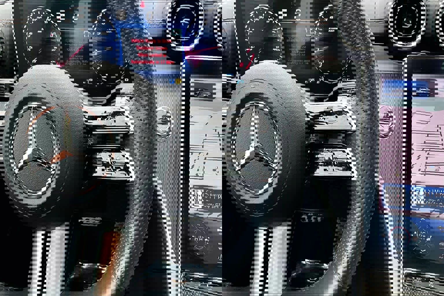 Used 2024 Mercedes-Benz C 300 4MATIC Sedan image 23