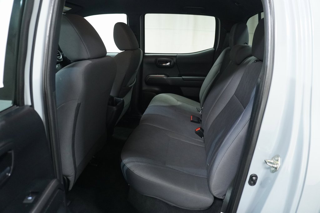 Used 2019 Toyota Tacoma TRD Sport image 13