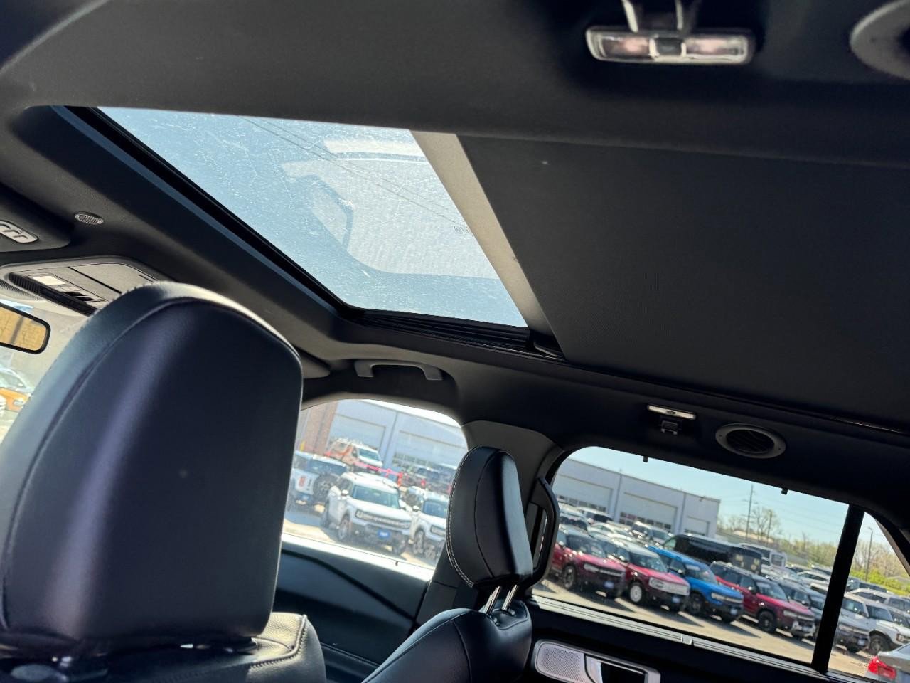 Used 2023 Ford Explorer ST w/ Equipment Group 401A image 11