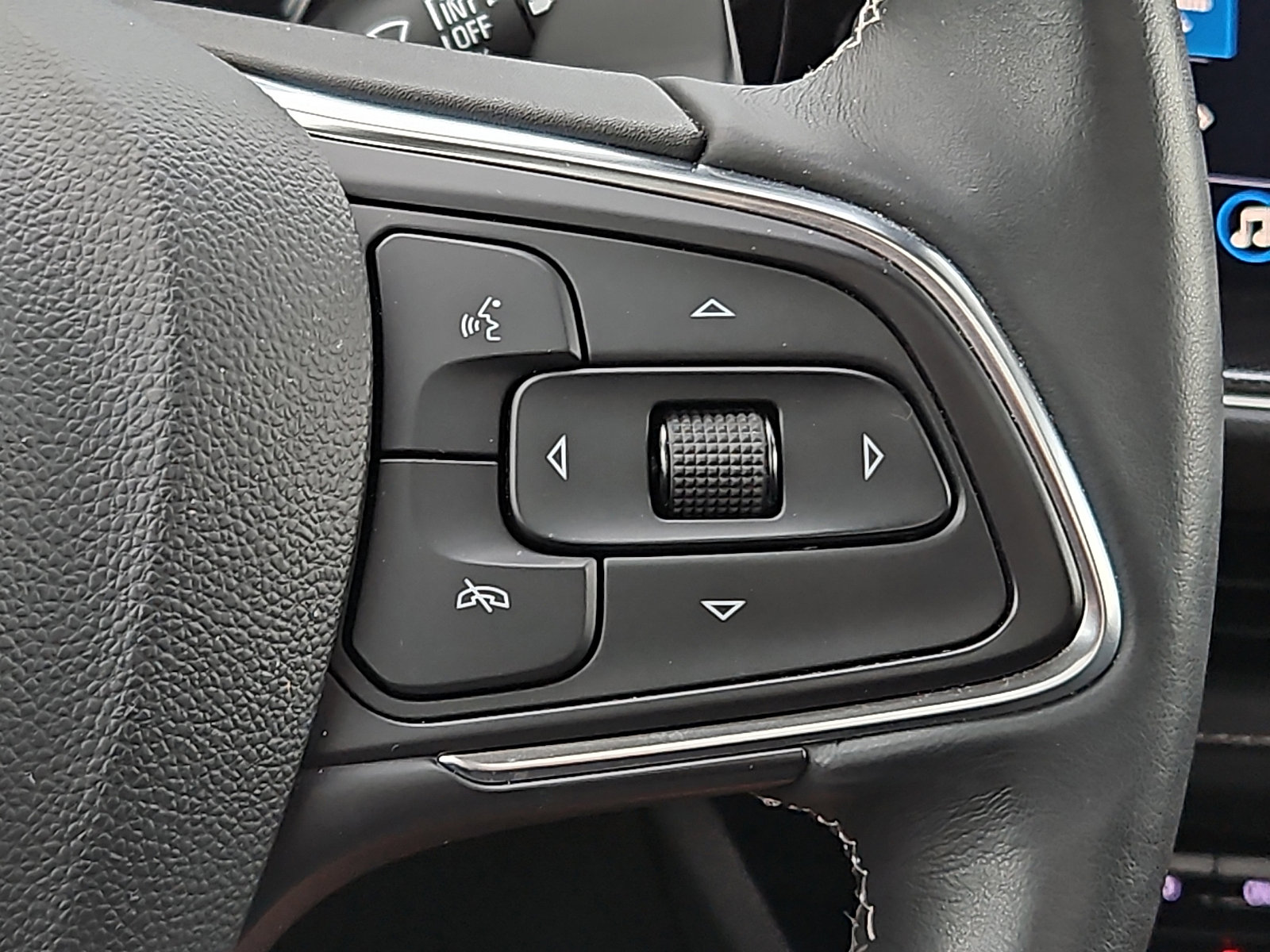 Certified 2021 Buick Envision Essence image 22