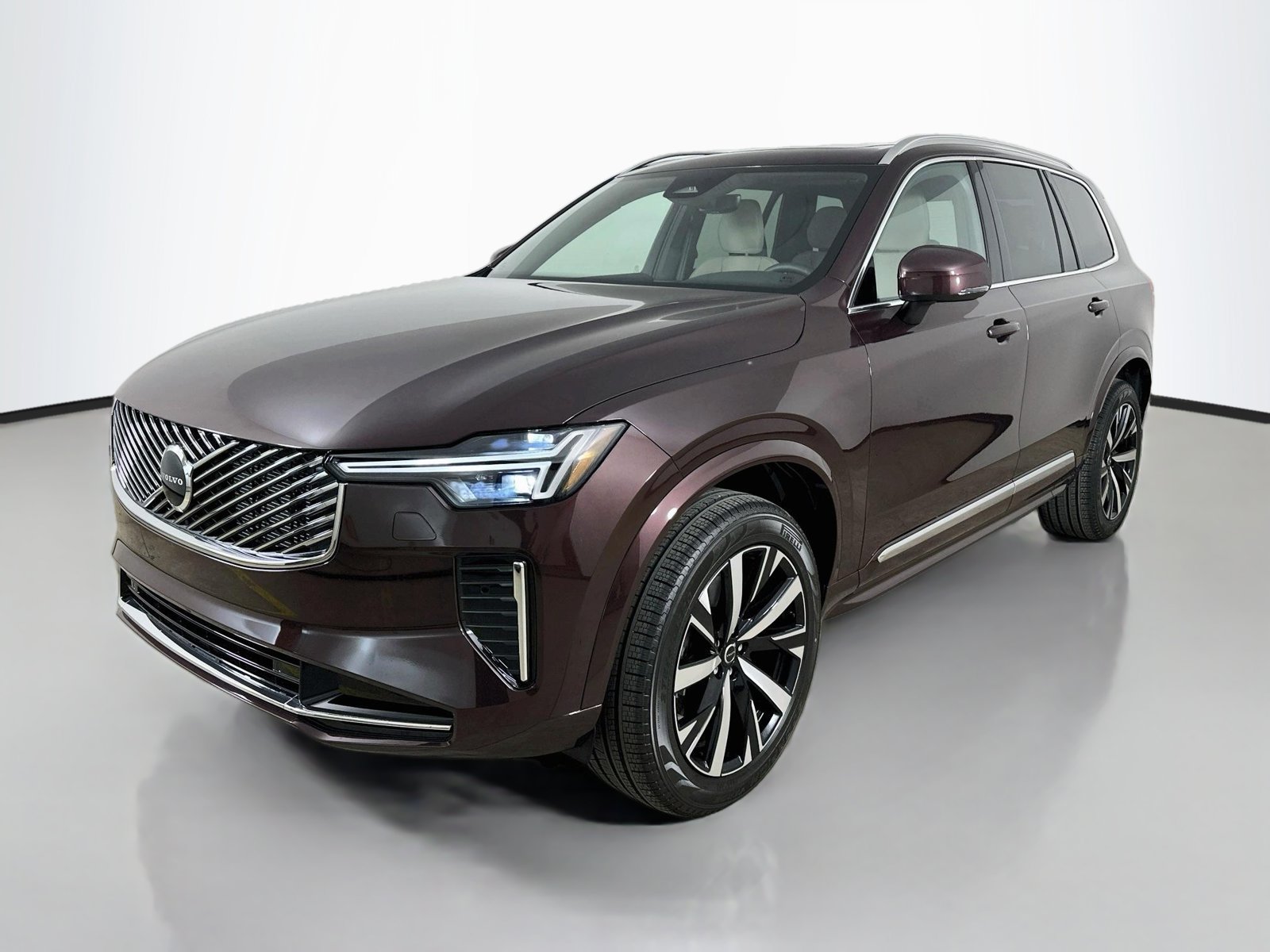 New 2026 Volvo XC90 B5 Core w/ Protection Package