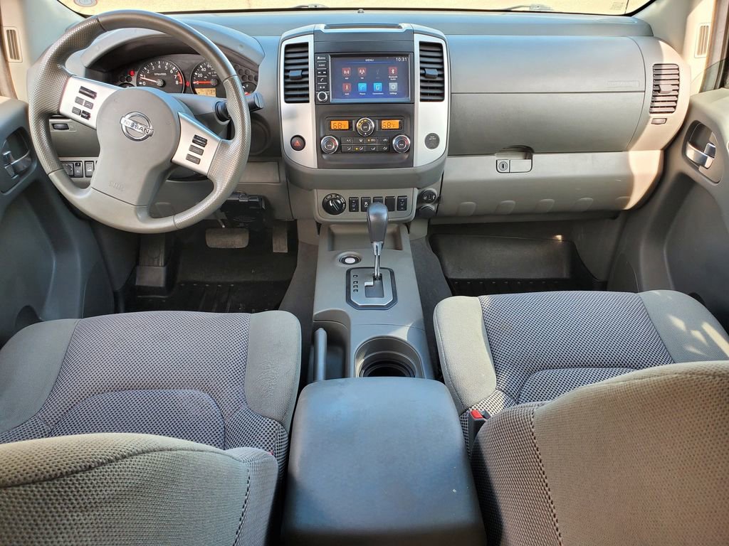 Used 2020 Nissan Frontier SV w/ Midnight Edition Floor Mats image 12