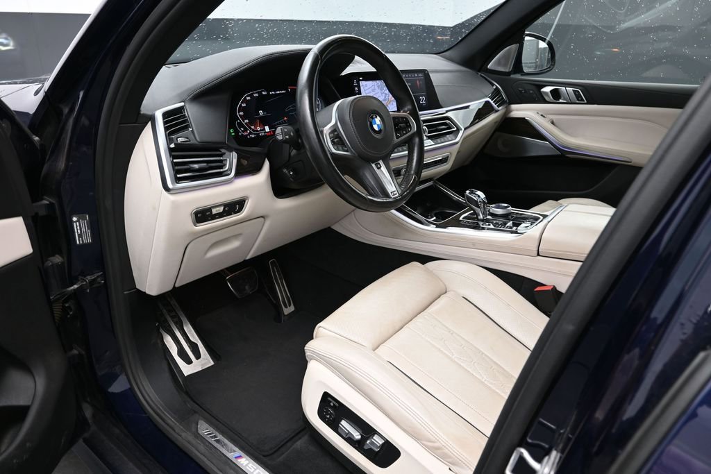 Used 2020 BMW X5 M50i w/ Executive Package AWD/4WD image 4