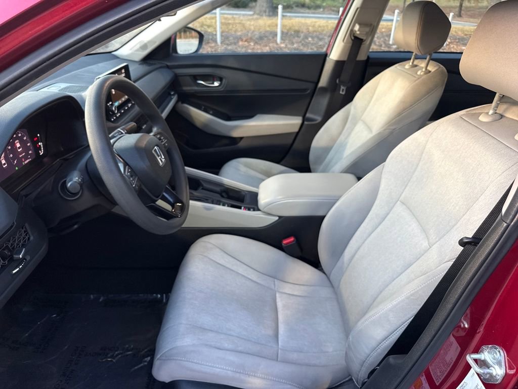 Used 2024 Honda Accord EX image 18
