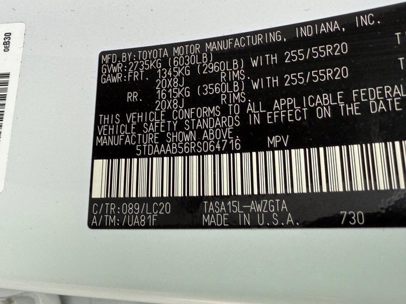 Used 2024 Toyota Grand Highlander AWD image 25