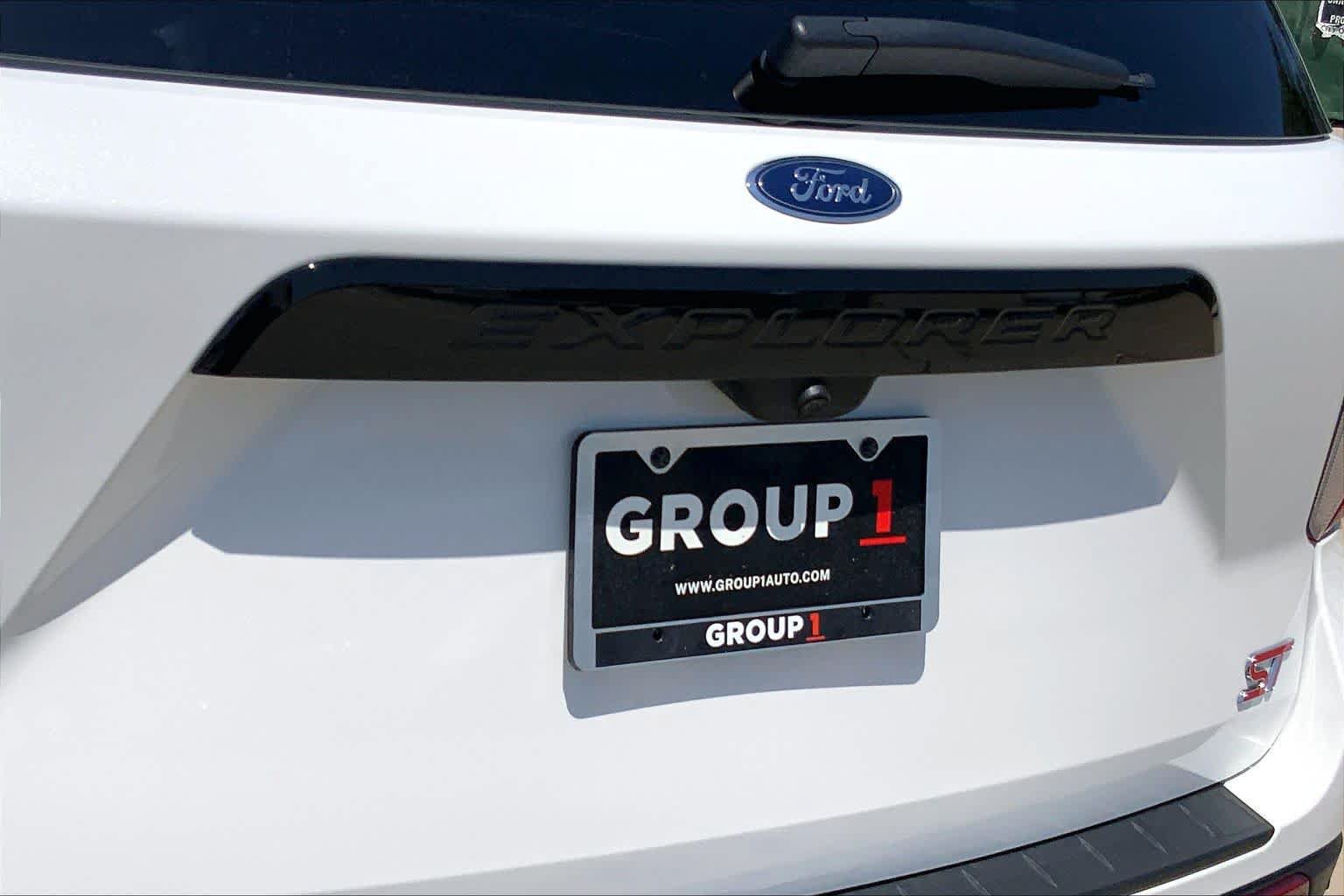 Used 2023 Ford Explorer ST AWD/4WD image 30