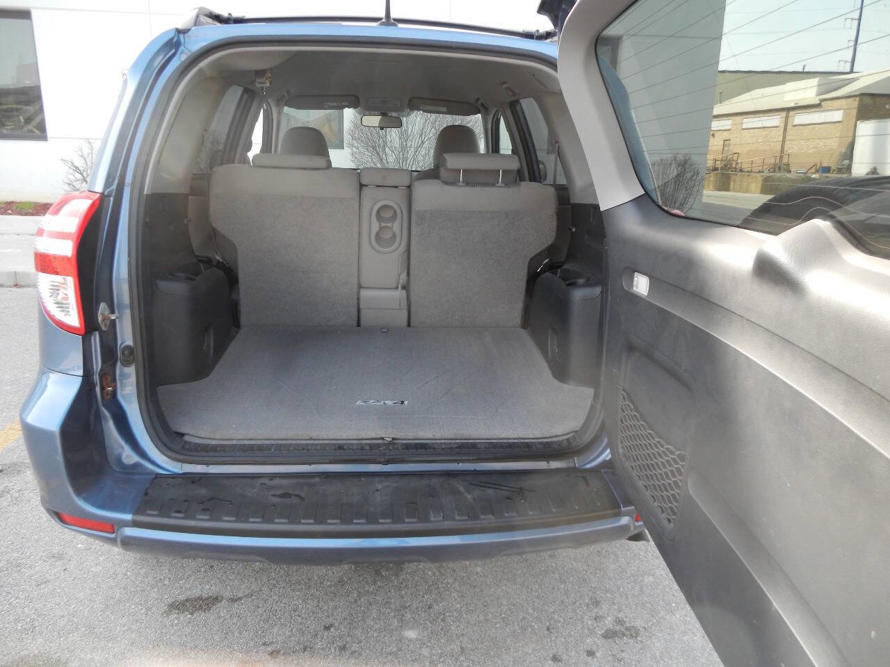 Used 2009 Toyota RAV4 2WD image 43