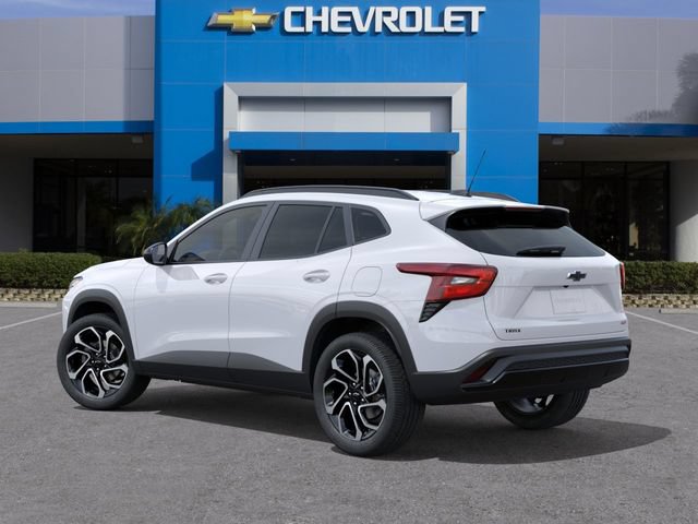 New 2026 Chevrolet Trax RS w/ Sunroof Package FWD image 3