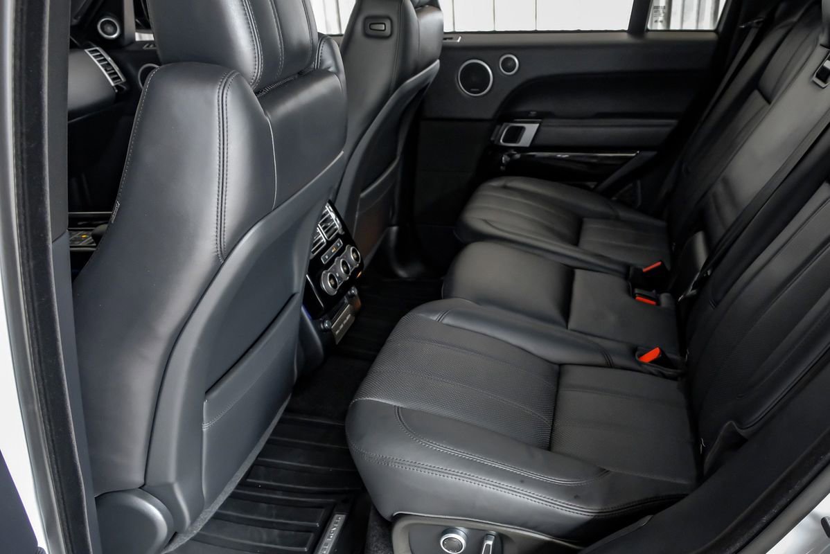 Used 2017 Land Rover Range Rover Supercharged image 36